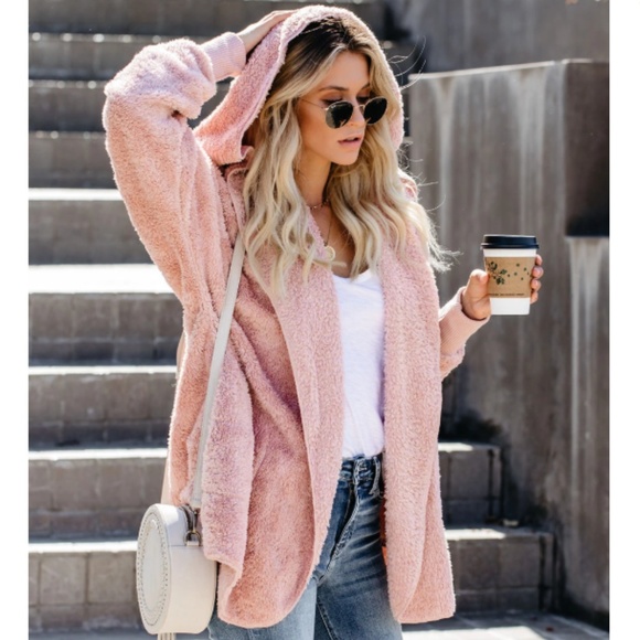 CAMBER Oversized Fleece Hoodie - Picture 7 of 8